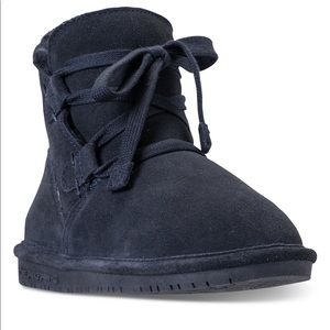 ✨SALE SALE SALE✨Girls bearpaw.